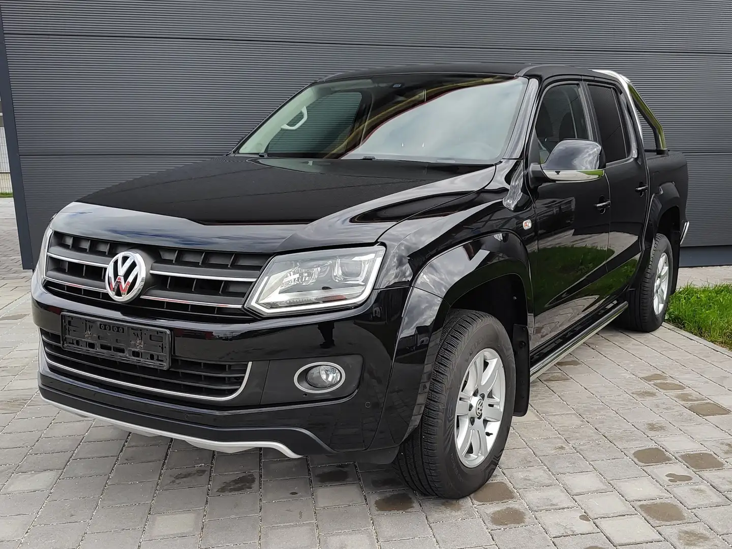 Volkswagen Amarok DC "Highline" Navi/Xe/SDHZ/AHK/TOP! Schwarz - 1