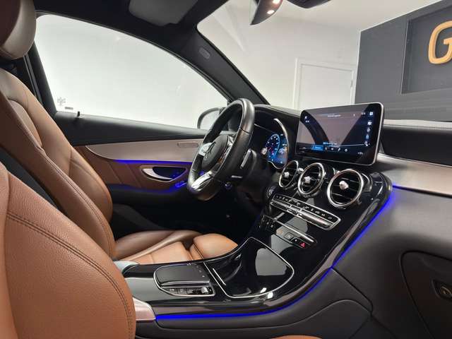Mercedes-Benz GLC 300 — photo 13