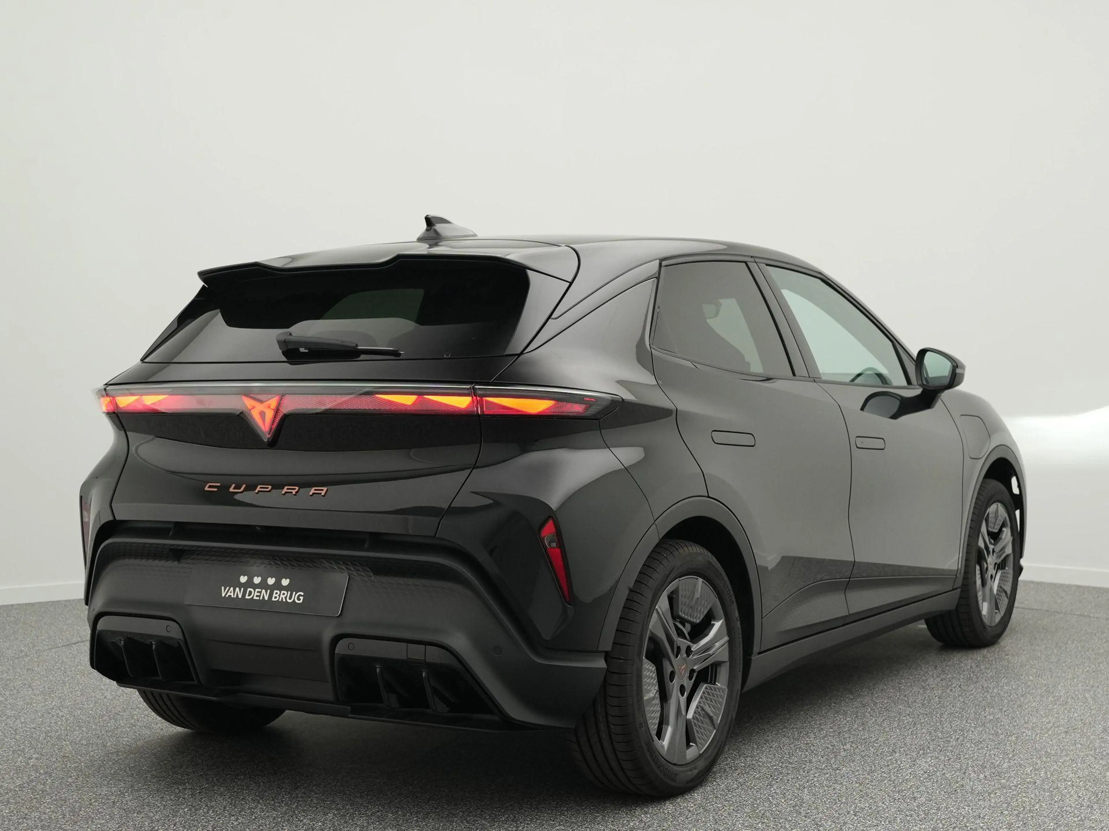 CUPRA Raval Business 56 kWh 211 PK | Adaptieve Cruise Control — photo 2