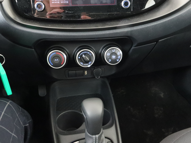 Toyota Aygo X 1.0 VVT-i S-CVT play | BTW voertuig | Apple CarPla — photo 8