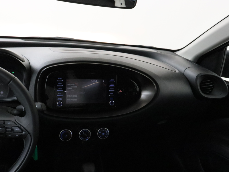 Toyota Aygo X 1.0 VVT-i S-CVT play | BTW voertuig | Apple CarPla — photo 6