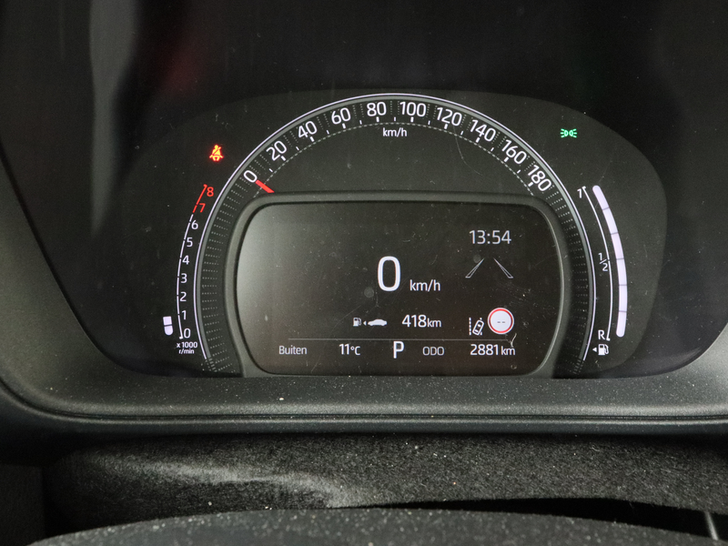 Toyota Aygo X 1.0 VVT-i S-CVT play | BTW voertuig | Apple CarPla — photo 5