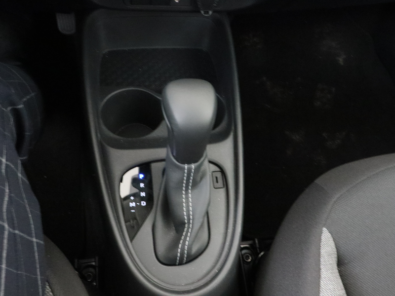 Toyota Aygo X 1.0 VVT-i S-CVT play | BTW voertuig | Apple CarPla — photo 9