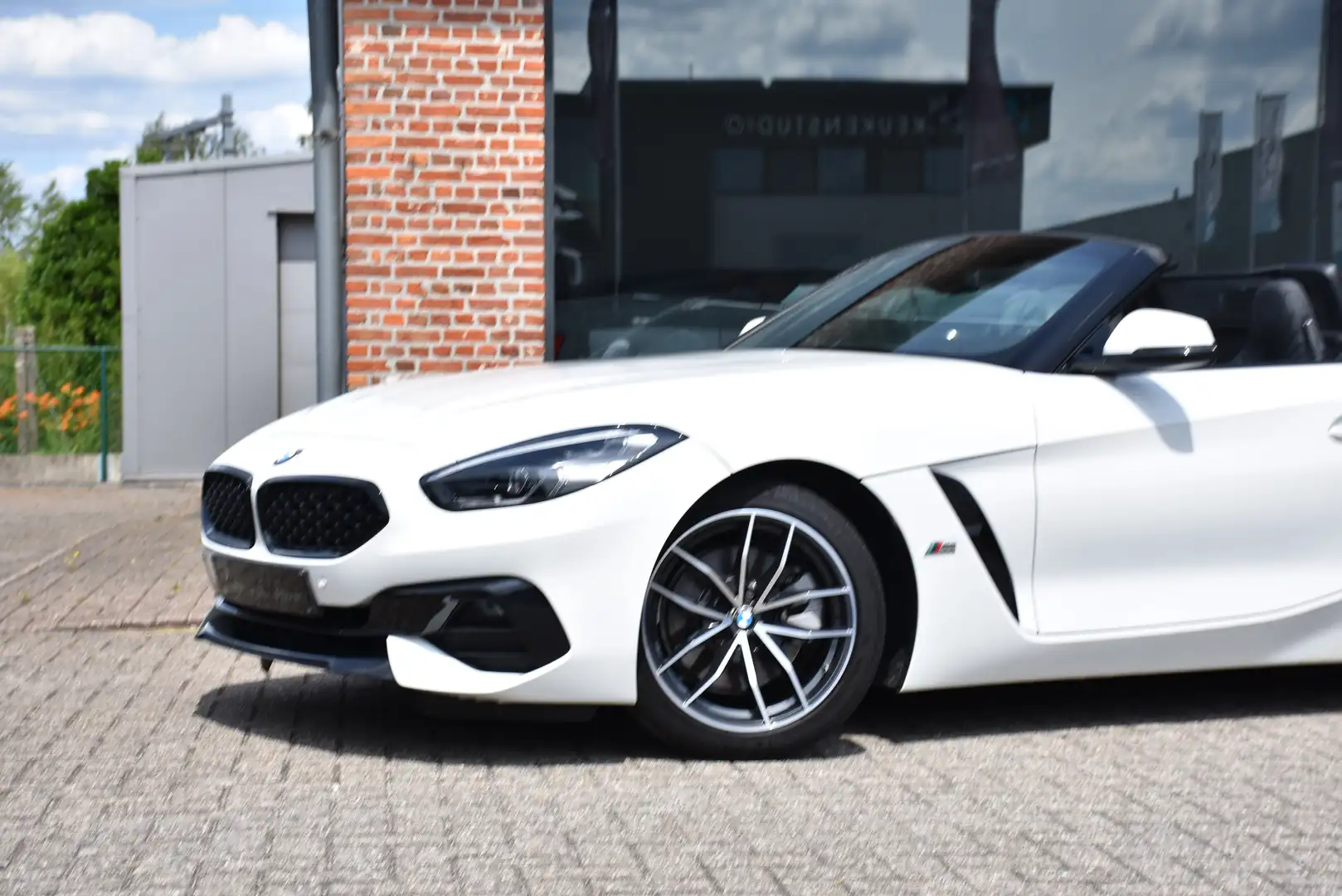 BMW Z4 2.0iAS sDrive| Harman-Kardon| DAB| Sportline| TOP White - 2