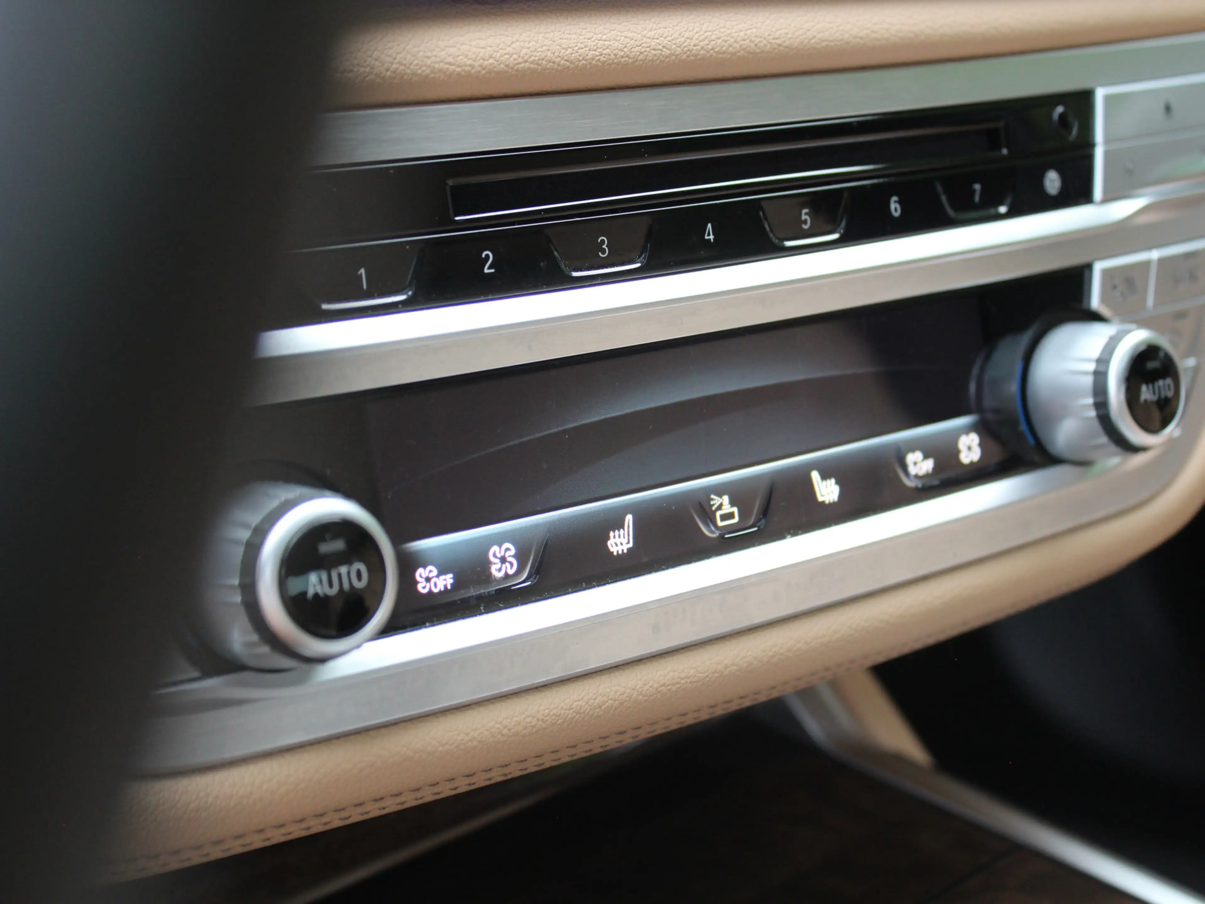 BMW 740 7-serie 740Le iPerformance High Executive | Schuif — photo 21