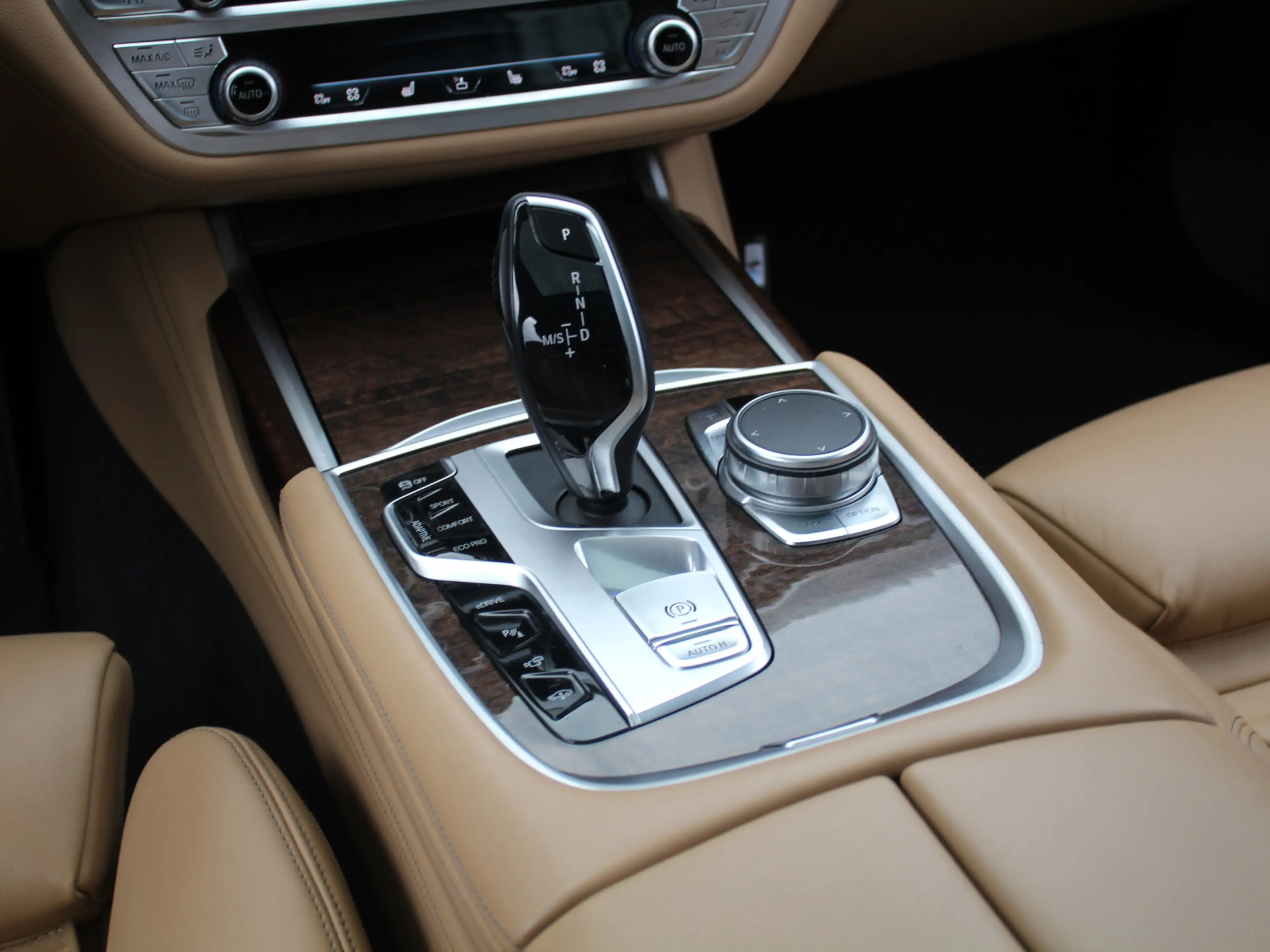 BMW 740 7-serie 740Le iPerformance High Executive | Schuif — photo 10