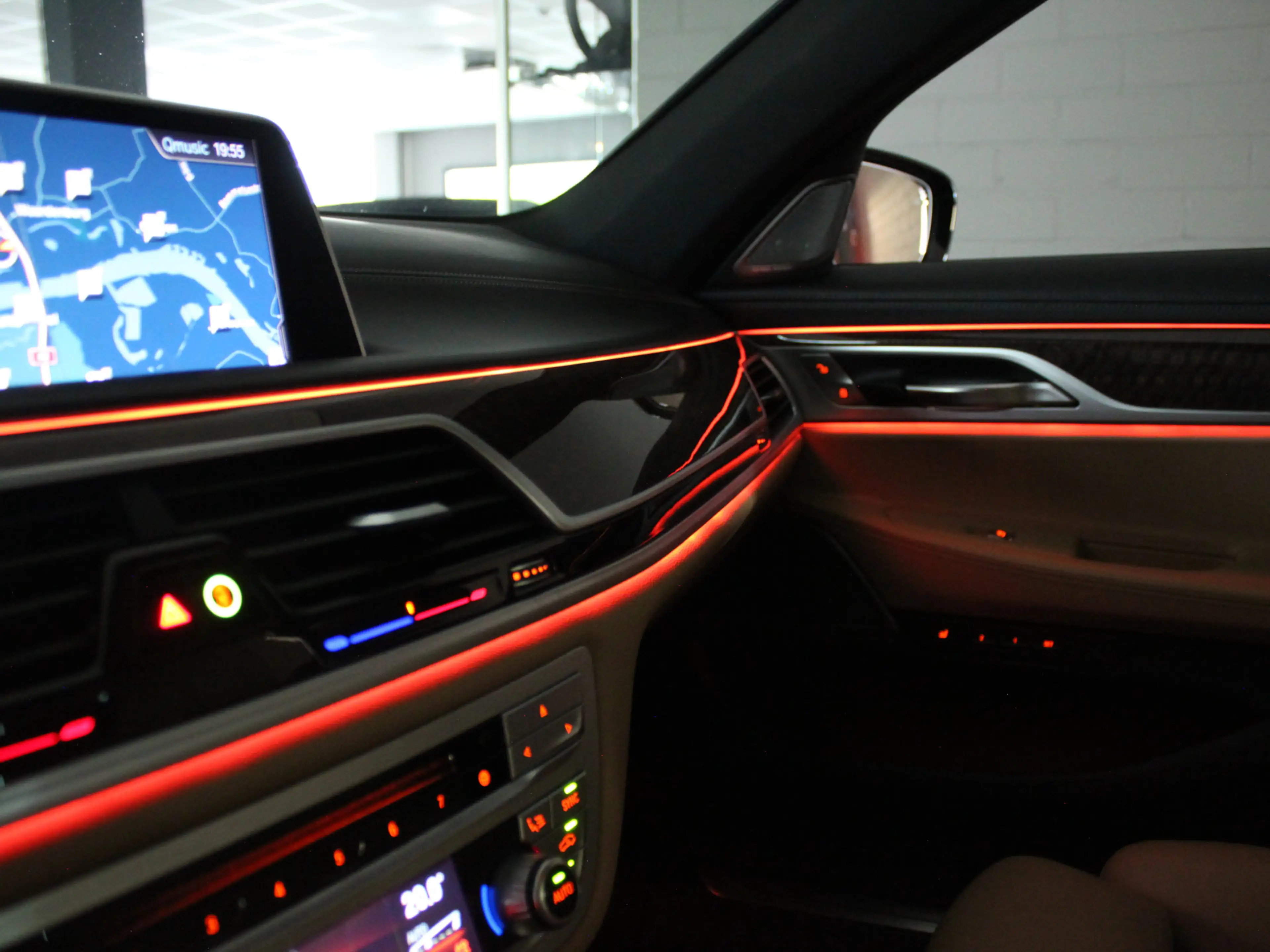 BMW 740 7-serie 740Le iPerformance High Executive | Schuif — photo 33
