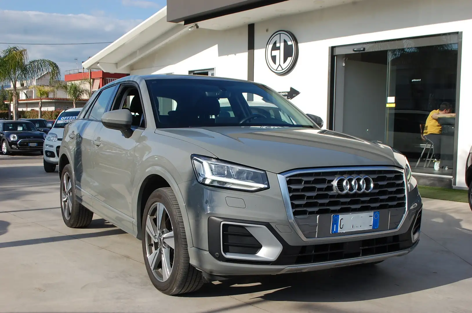 Audi Q2 30 1.6 tdi  116CV Admired S-tronic Uff Italy Navi Grigio - 1