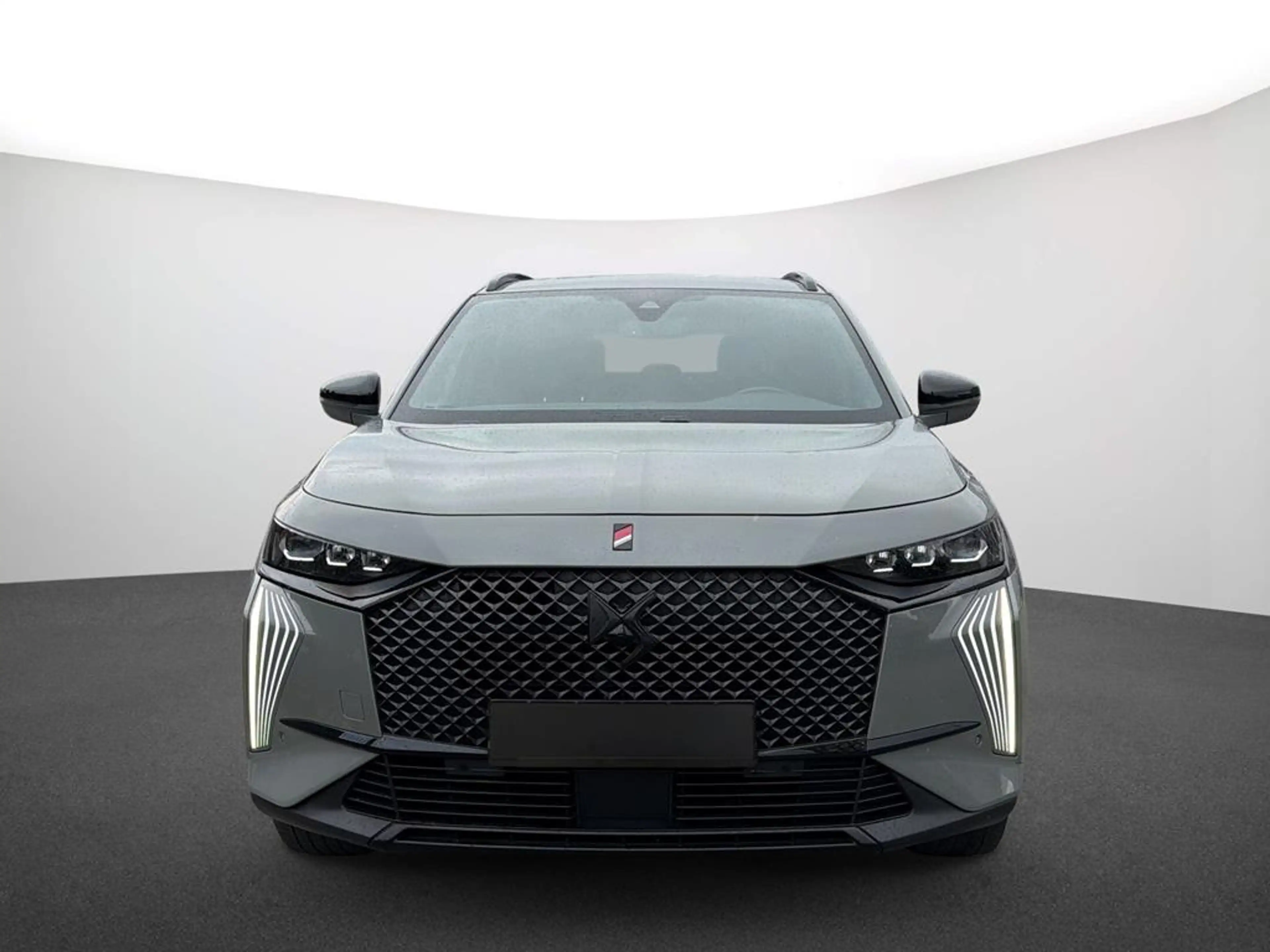 DS Automobiles DS 7 Crossback DS 7 PERFORMANCE LINE + BlueHDi 130 EAT8 — photo 2