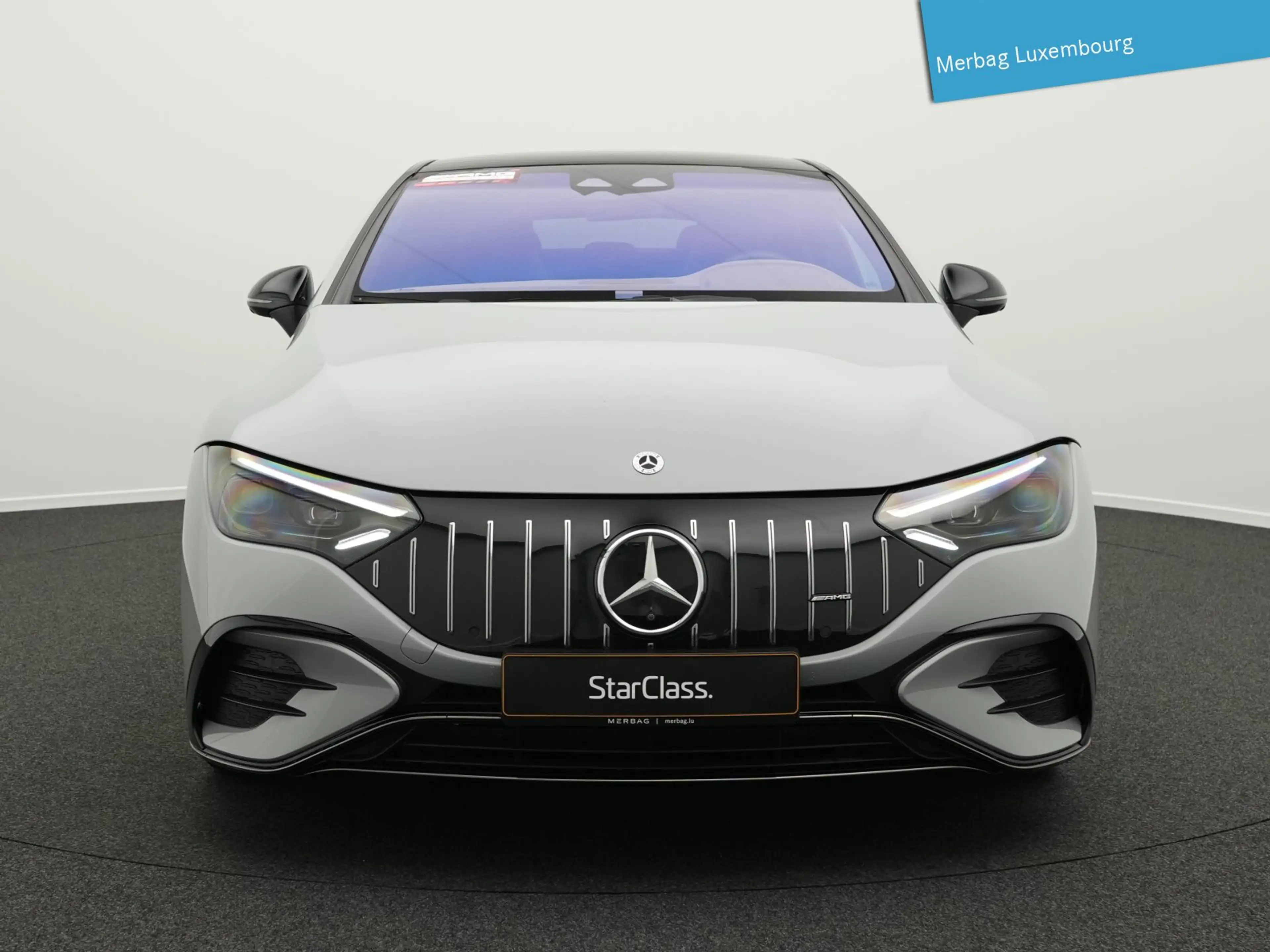 Mercedes-Benz EQE 43 EQE 43 AMG 4MATIC — photo 2