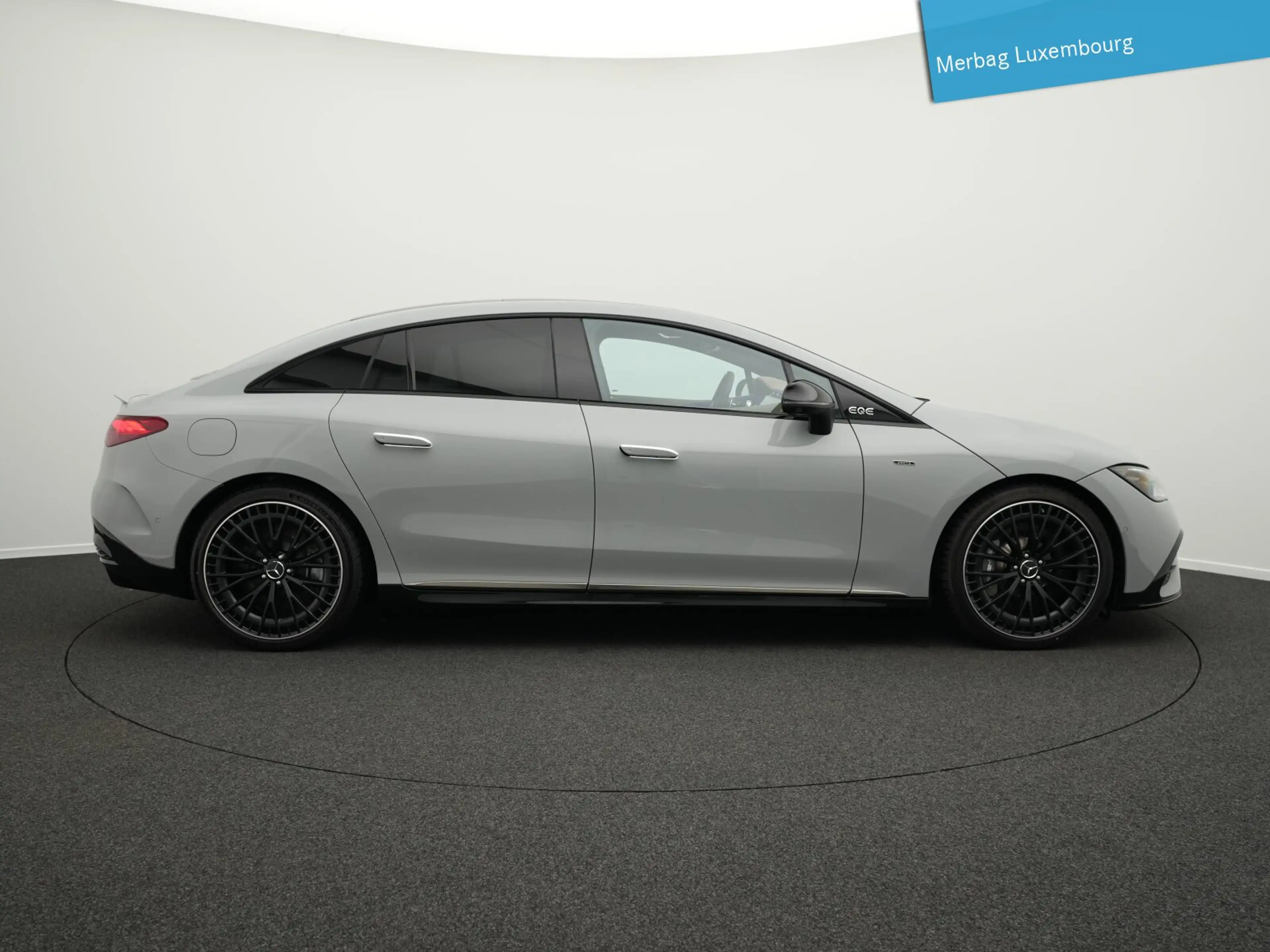 Mercedes-Benz EQE 43 EQE 43 AMG 4MATIC — photo 5