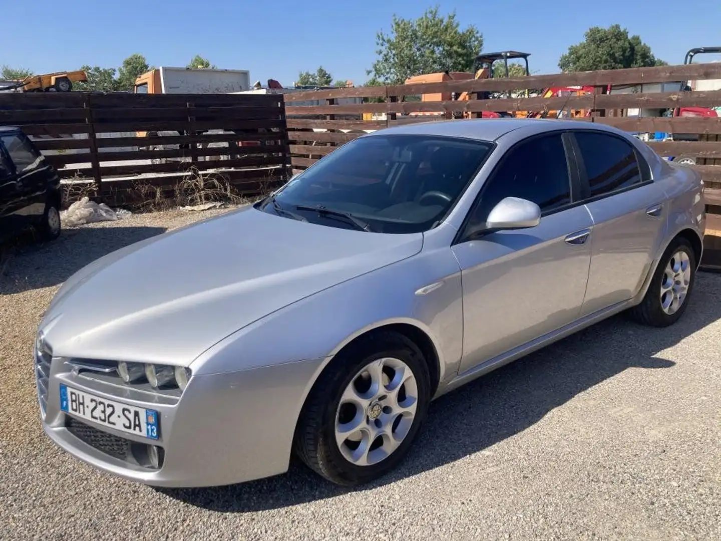 Alfa Romeo 159 1.9 JTDM 120 cv bv6 Gris - 1
