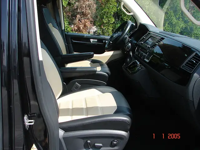 Volkswagen Sonstige Multivan Highline 2,0 TDI 4Motion BMT DSG Ansicht 25