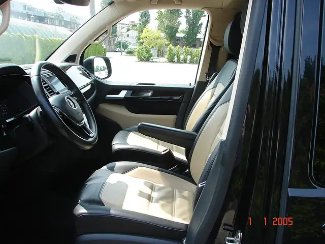 Volkswagen Sonstige Multivan Highline 2,0 TDI 4Motion BMT DSG Ansicht 16