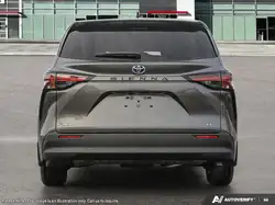 Toyota Sienna снимка Toyota Sienna