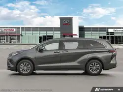 Toyota Sienna снимка Toyota Sienna