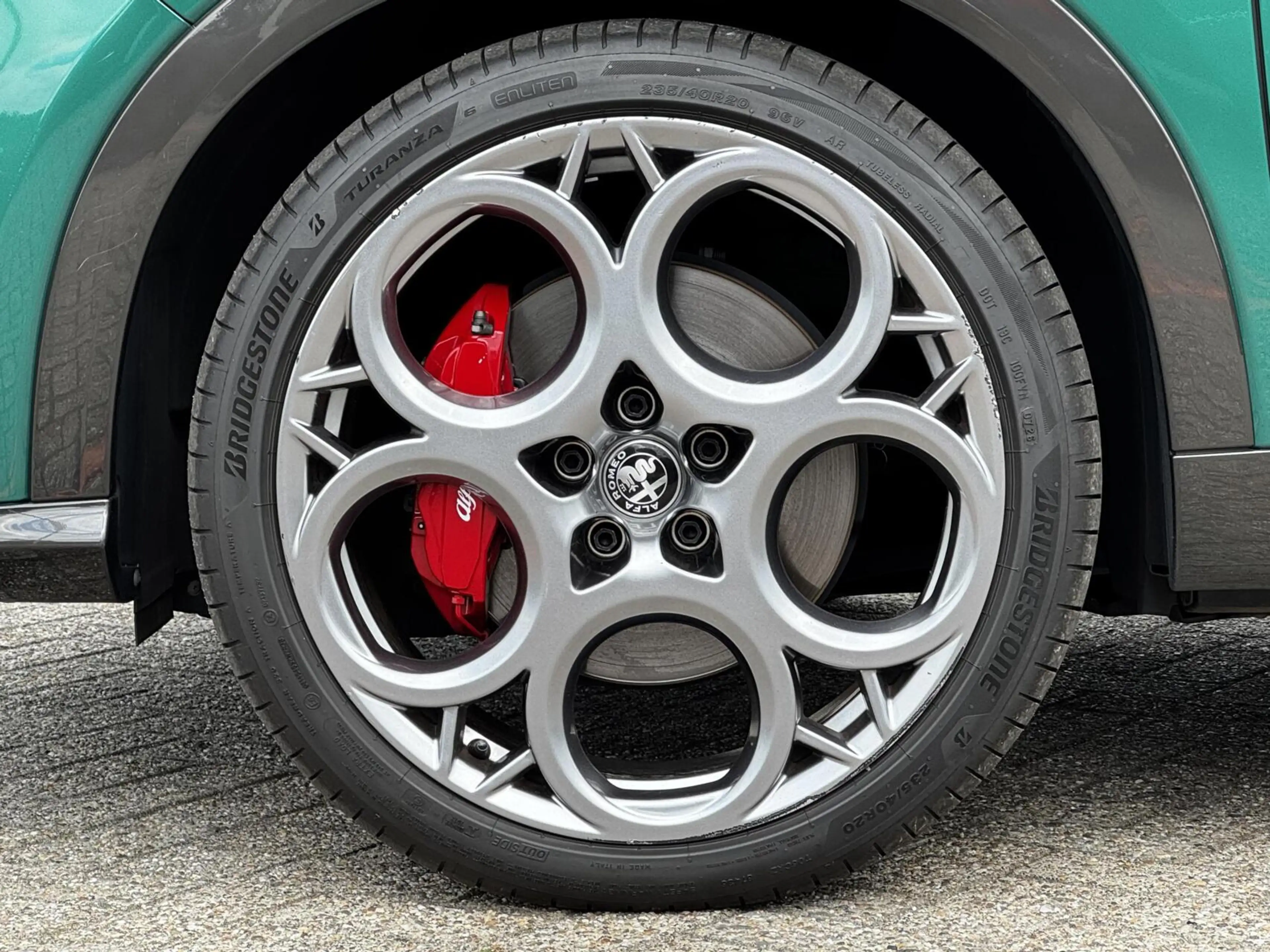 Alfa Romeo Tonale 1.5T Hybrid Ed Speciale|CAM|20"|Carpl|H&K — photo 12