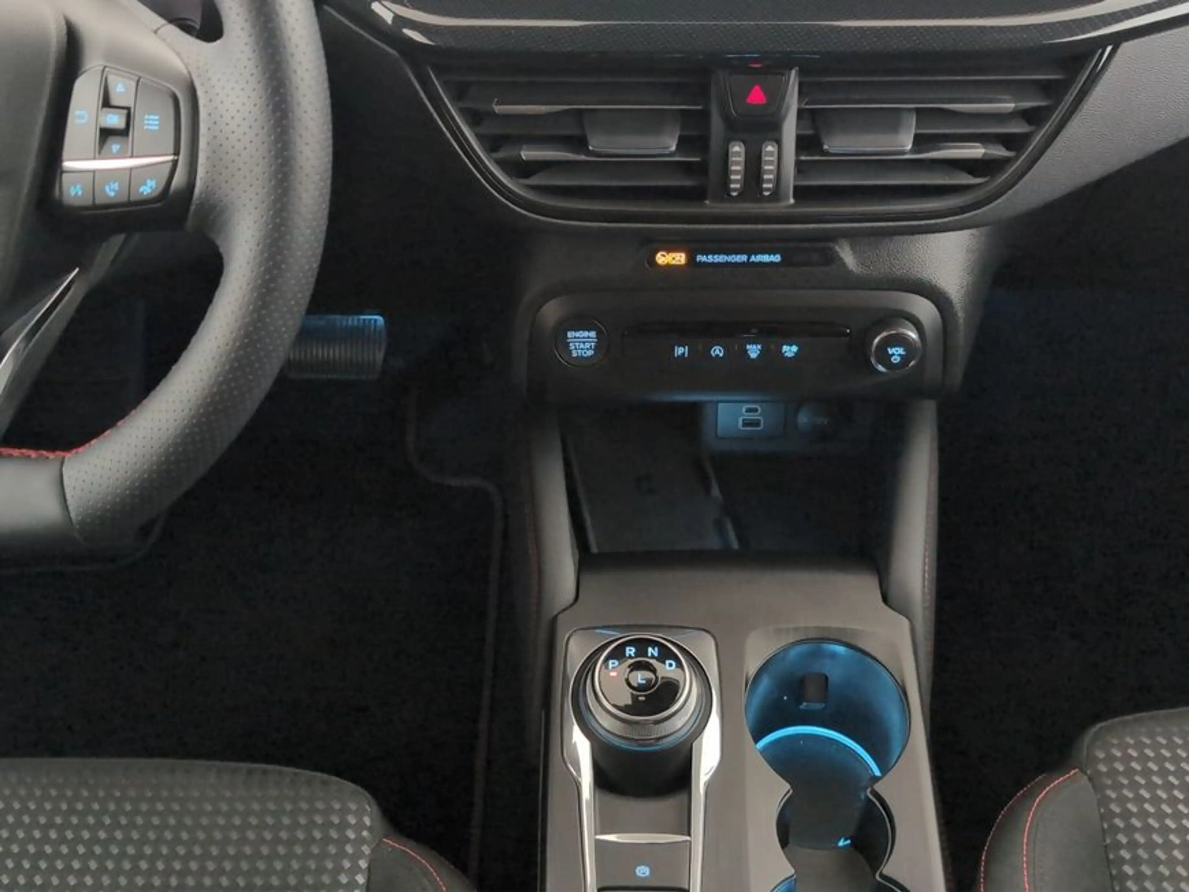 Ford Focus Turnier 1.5 EcoBlue Start-Stopp-System Aut. — photo 14