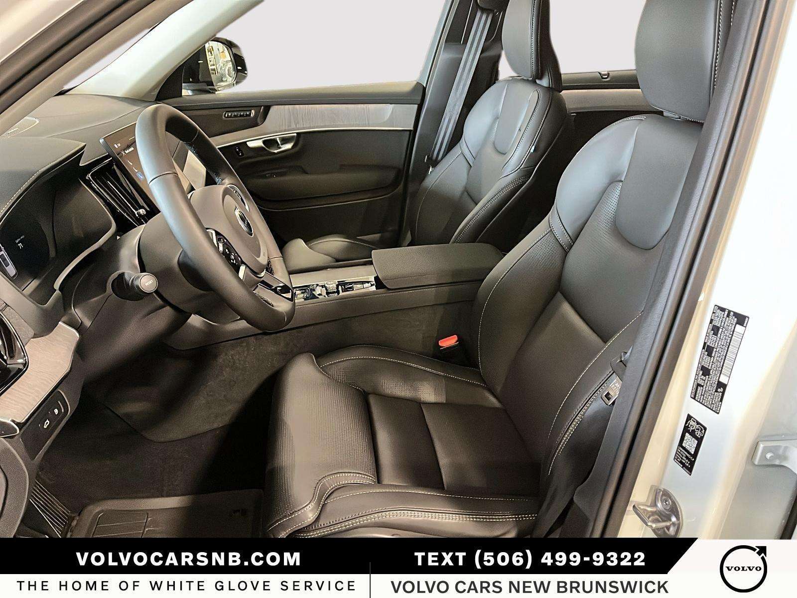 2026 Volvo XC90 T8 Ultra Dark Theme thumb 8