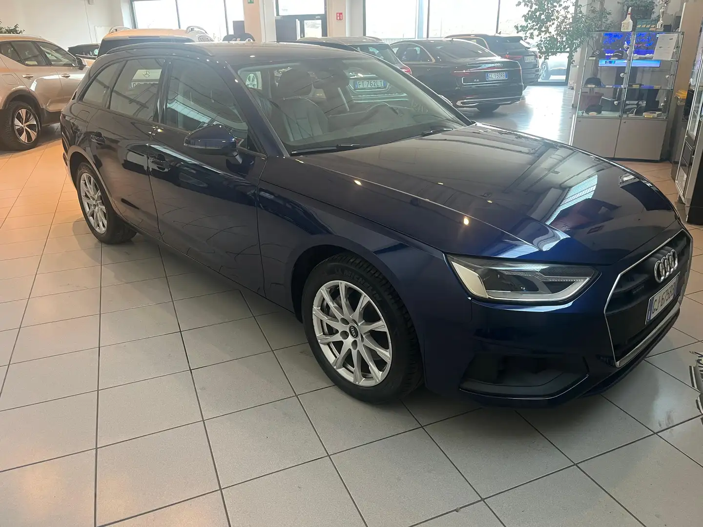 Audi A4 Avant 2.0 tdi mhev Business quattro 204cv s-tronic Bleu - 1
