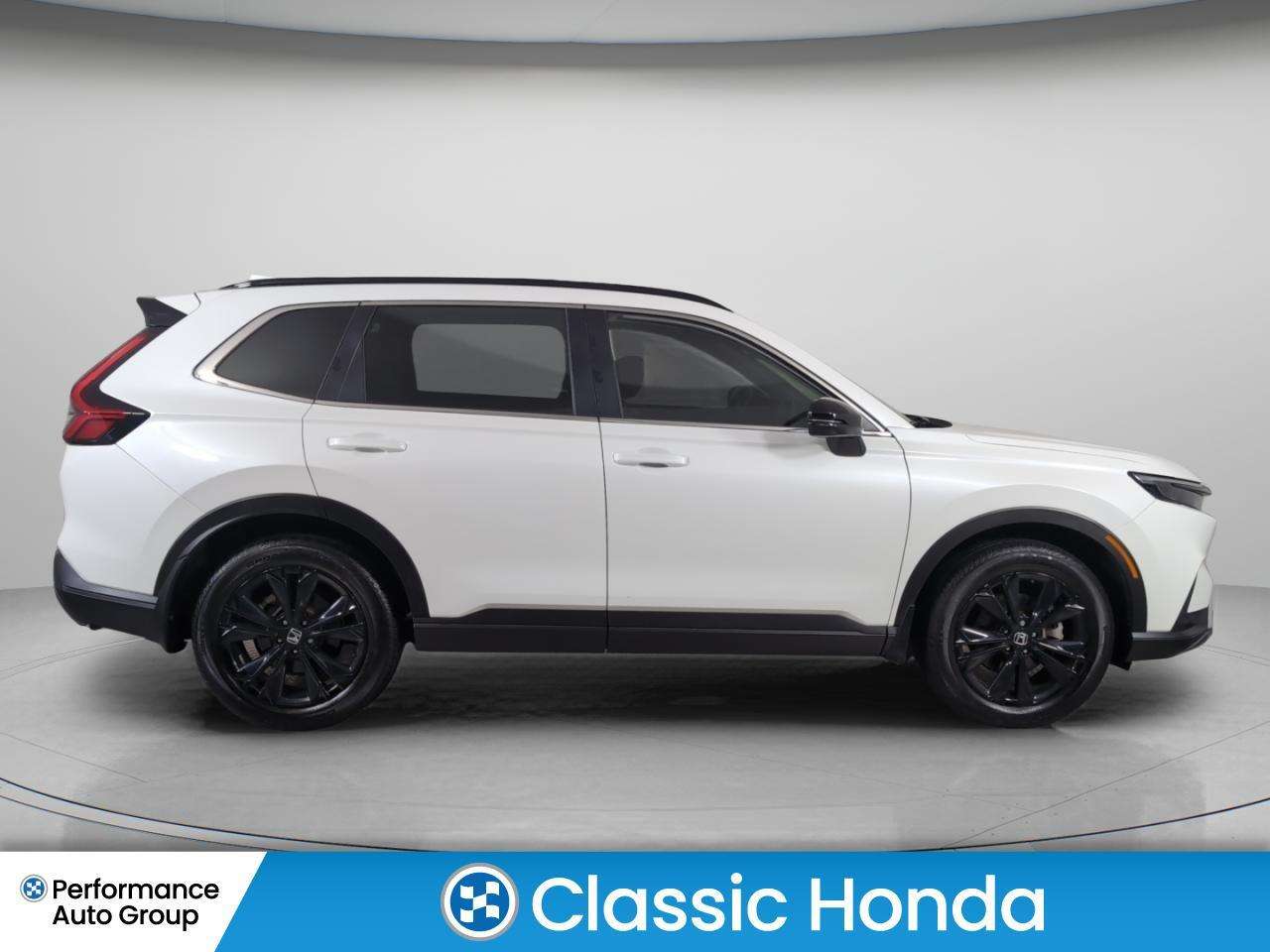 2025 Honda CR-V Touring Honda Certified Genuine Parts One Owner — снимка 1
