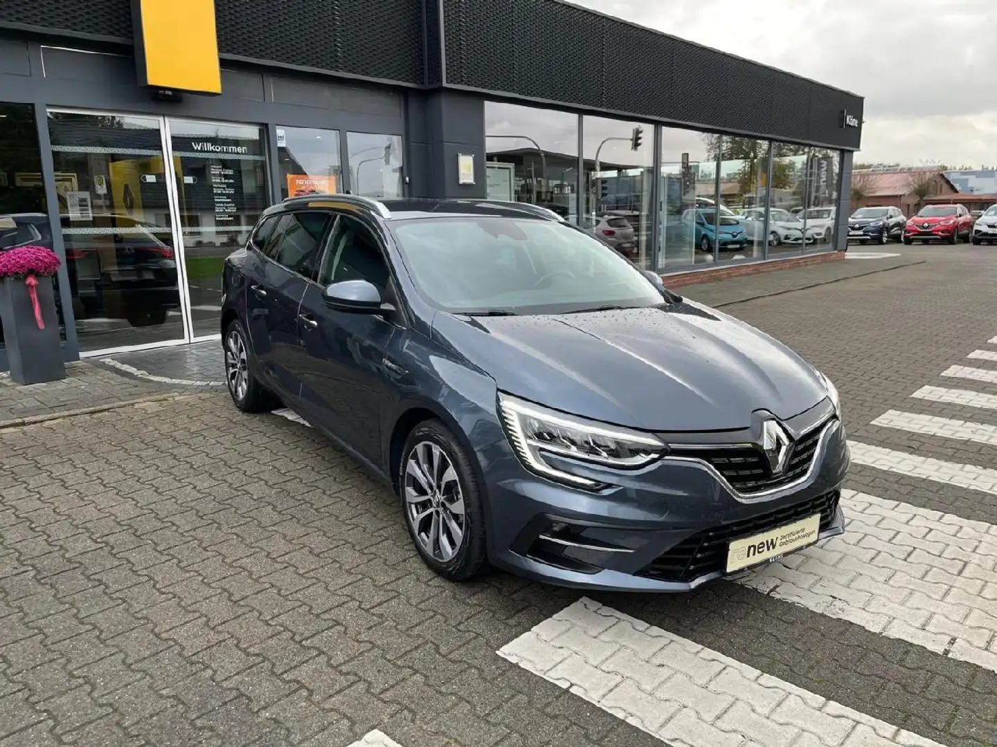 Renault Megane Grandtour Intens TCe 140 Intens EDC Gris - 2