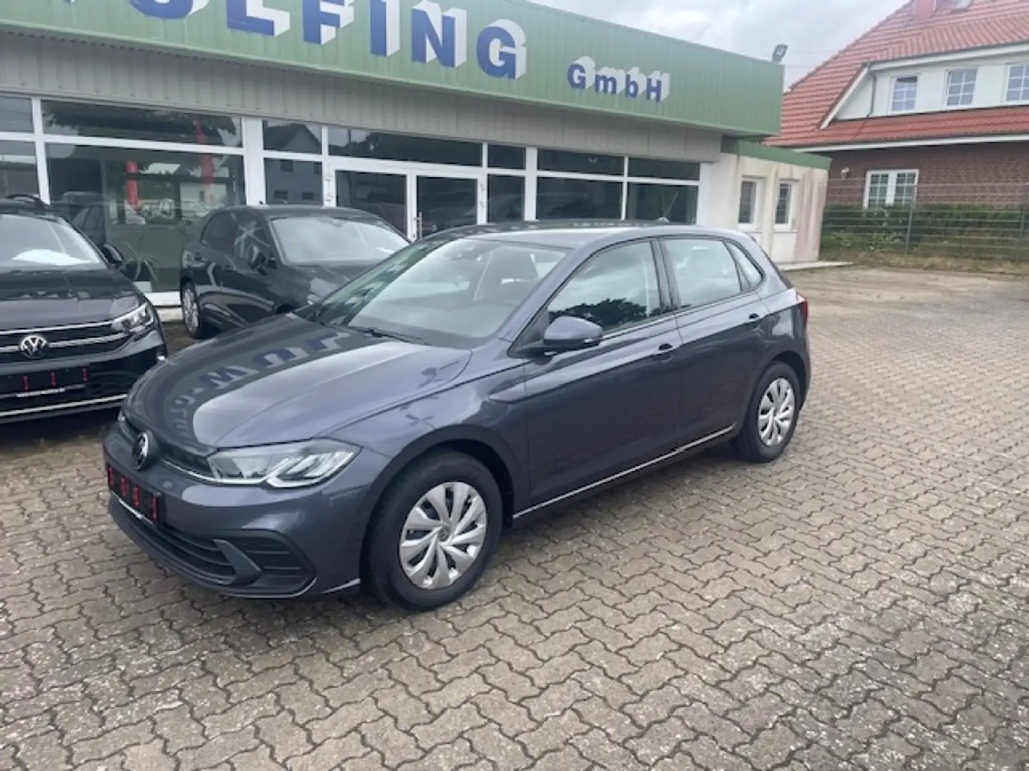 Volkswagen Polo 1.0 TSI Life LED,PDC,GRA,RF-Kam.GRA,CarPlay Grau - 2
