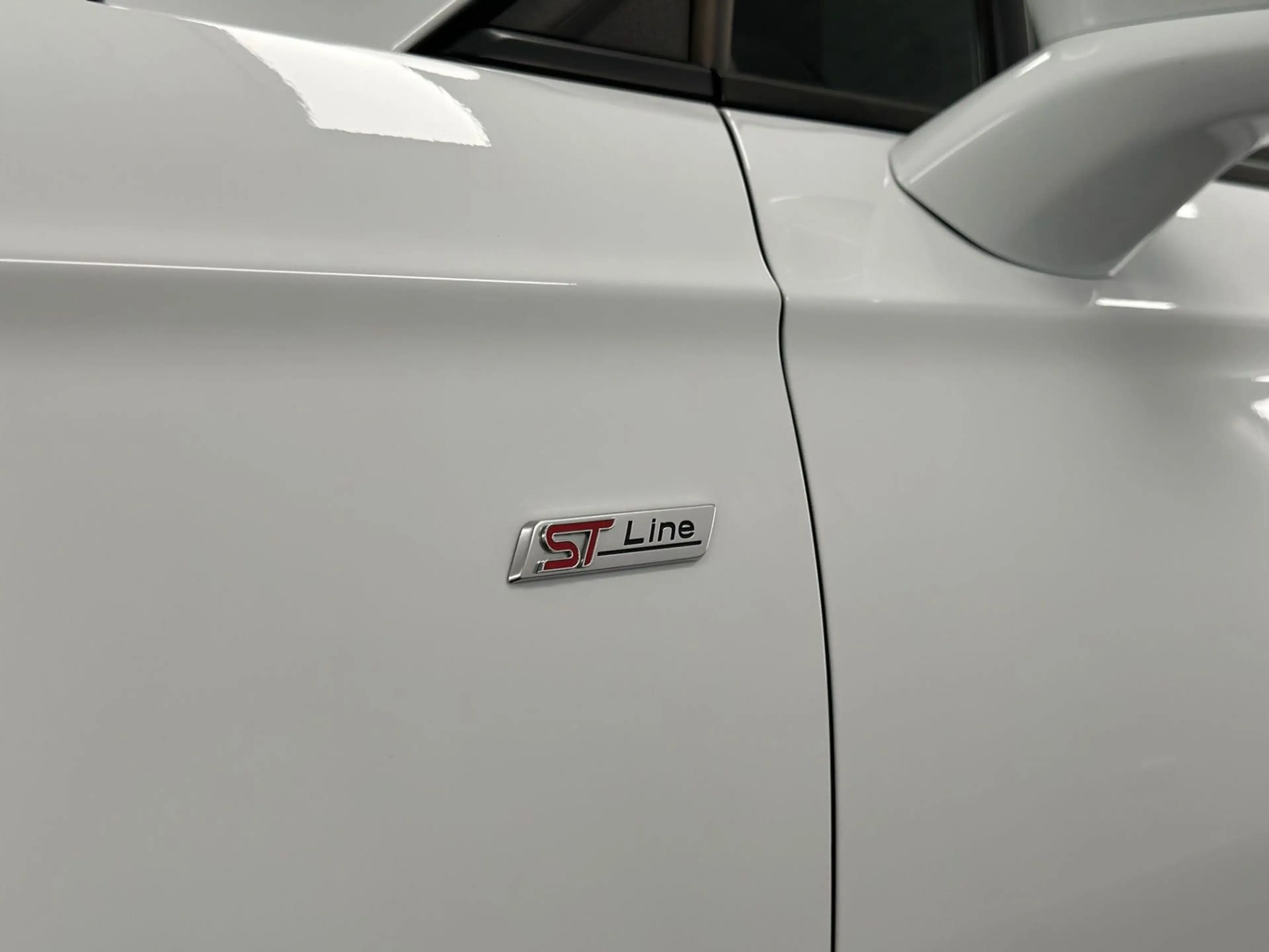 Ford Mondeo 2.0 ST-Line S KAMERA AHK ACC MEMORY DAB — photo 6