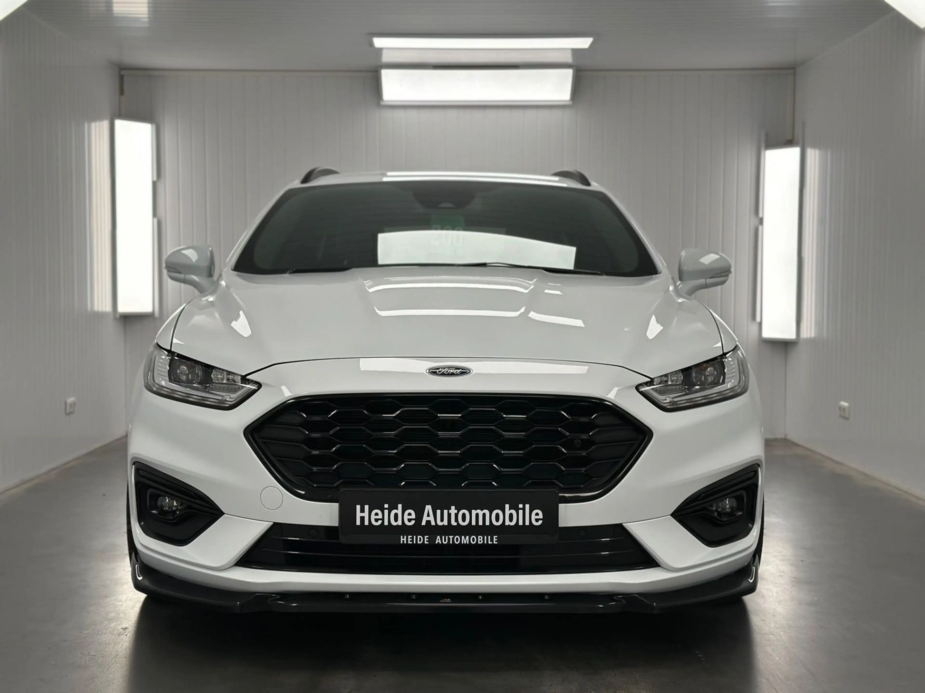 Ford Mondeo 2.0 ST-Line S KAMERA AHK ACC MEMORY DAB — photo 4