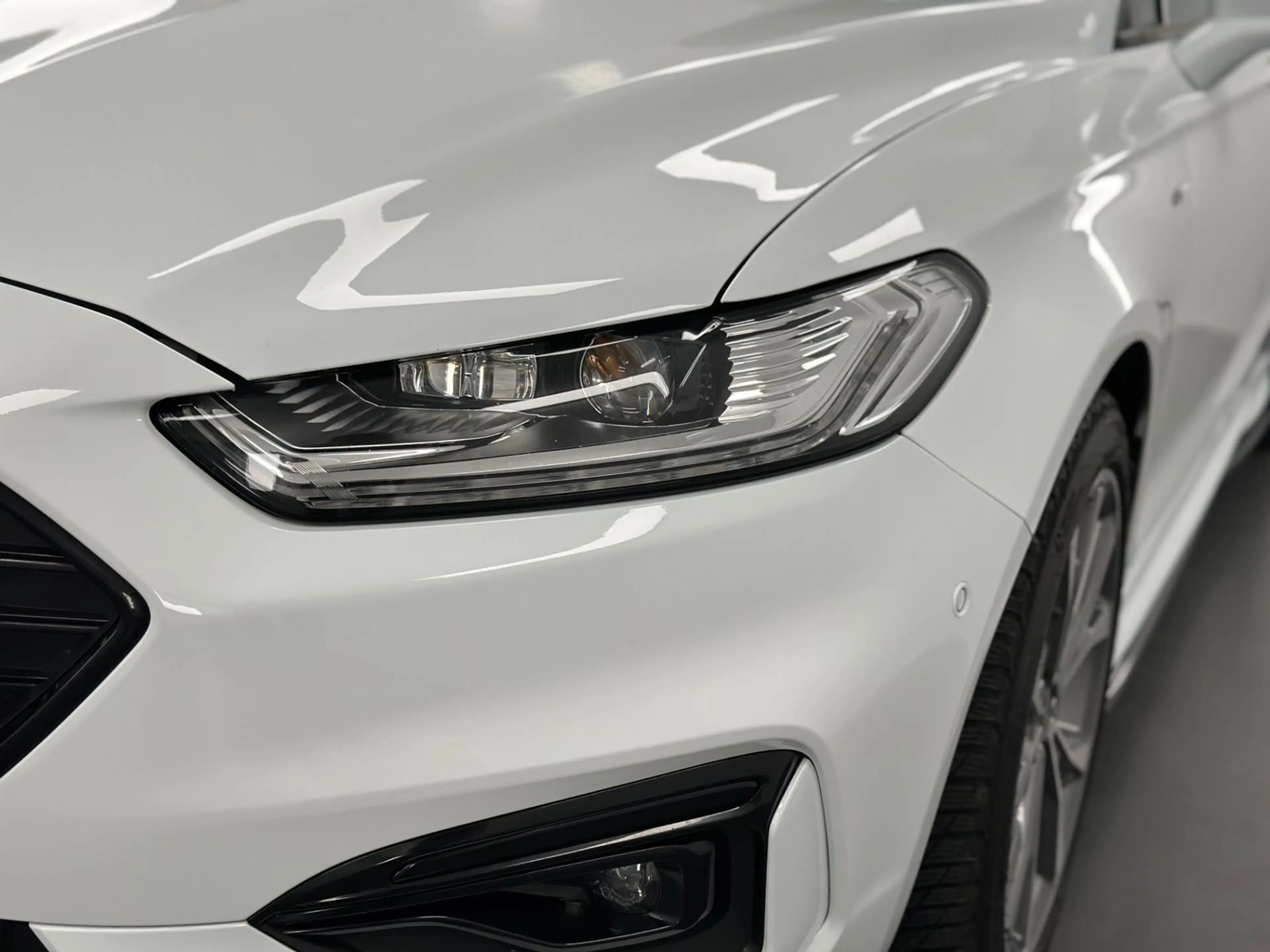 Ford Mondeo 2.0 ST-Line S KAMERA AHK ACC MEMORY DAB — photo 12