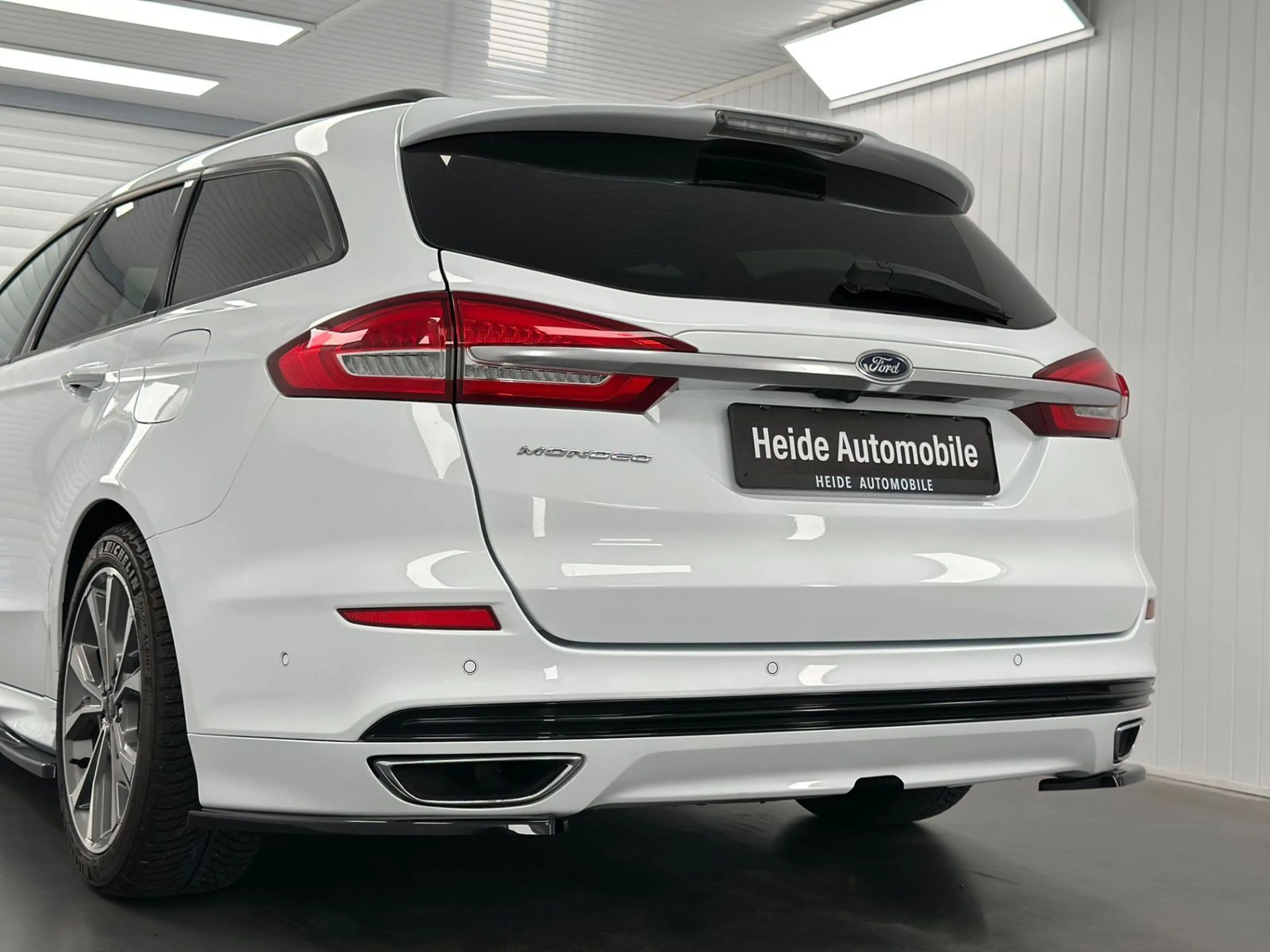 Ford Mondeo 2.0 ST-Line S KAMERA AHK ACC MEMORY DAB — photo 14