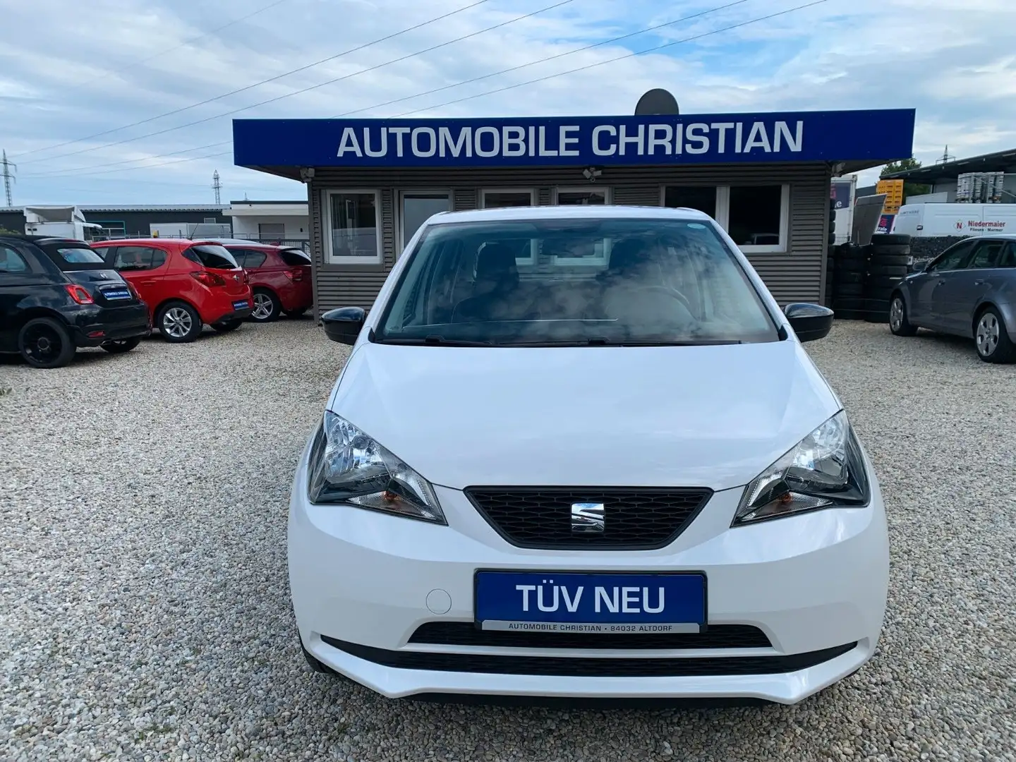 SEAT Mii Chic Klima Sitzheizung PDC TÜV: NEU Weiß - 1