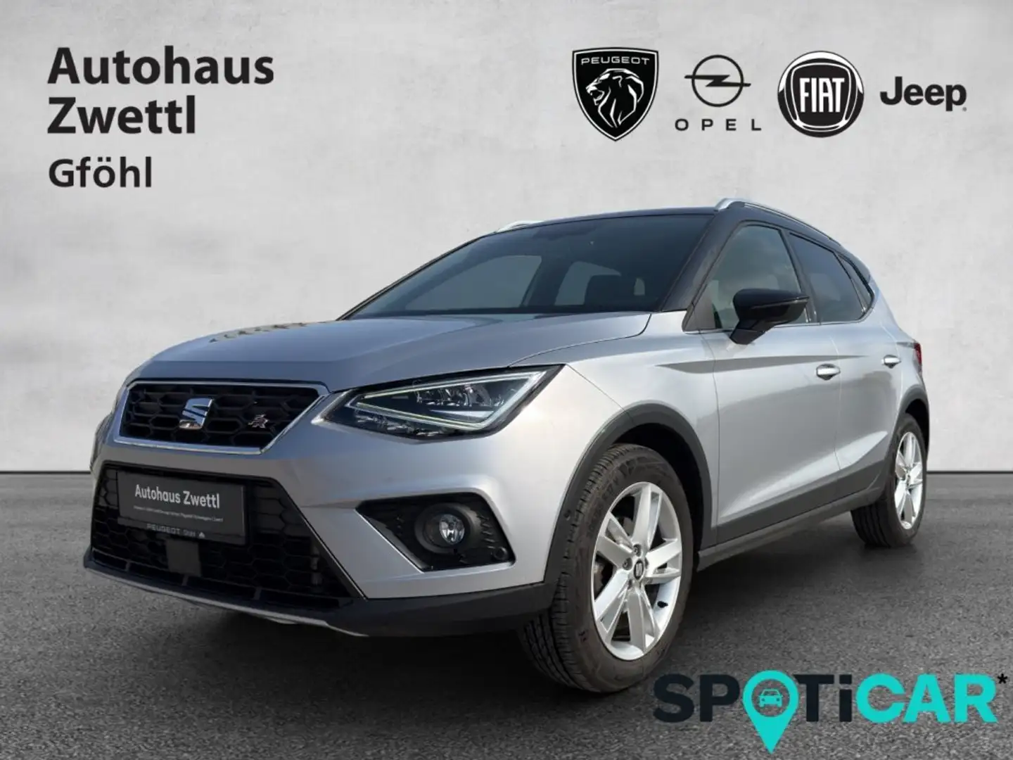 SEAT Arona 1,0 Eco TSI FR DSG Silber - 1