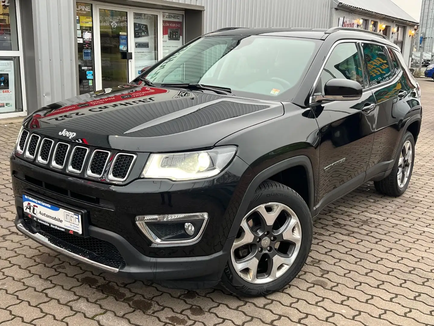 Jeep Compass Limited 4WD Schwarz - 1