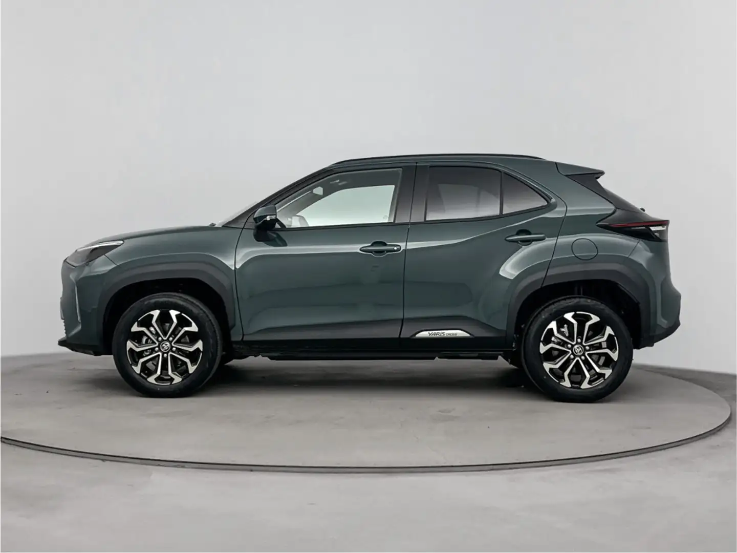 Toyota Yaris Cross 1.5 Hybrid 115 Dynamic Comfort Pack | NIEUW & DIRE Groen - 2