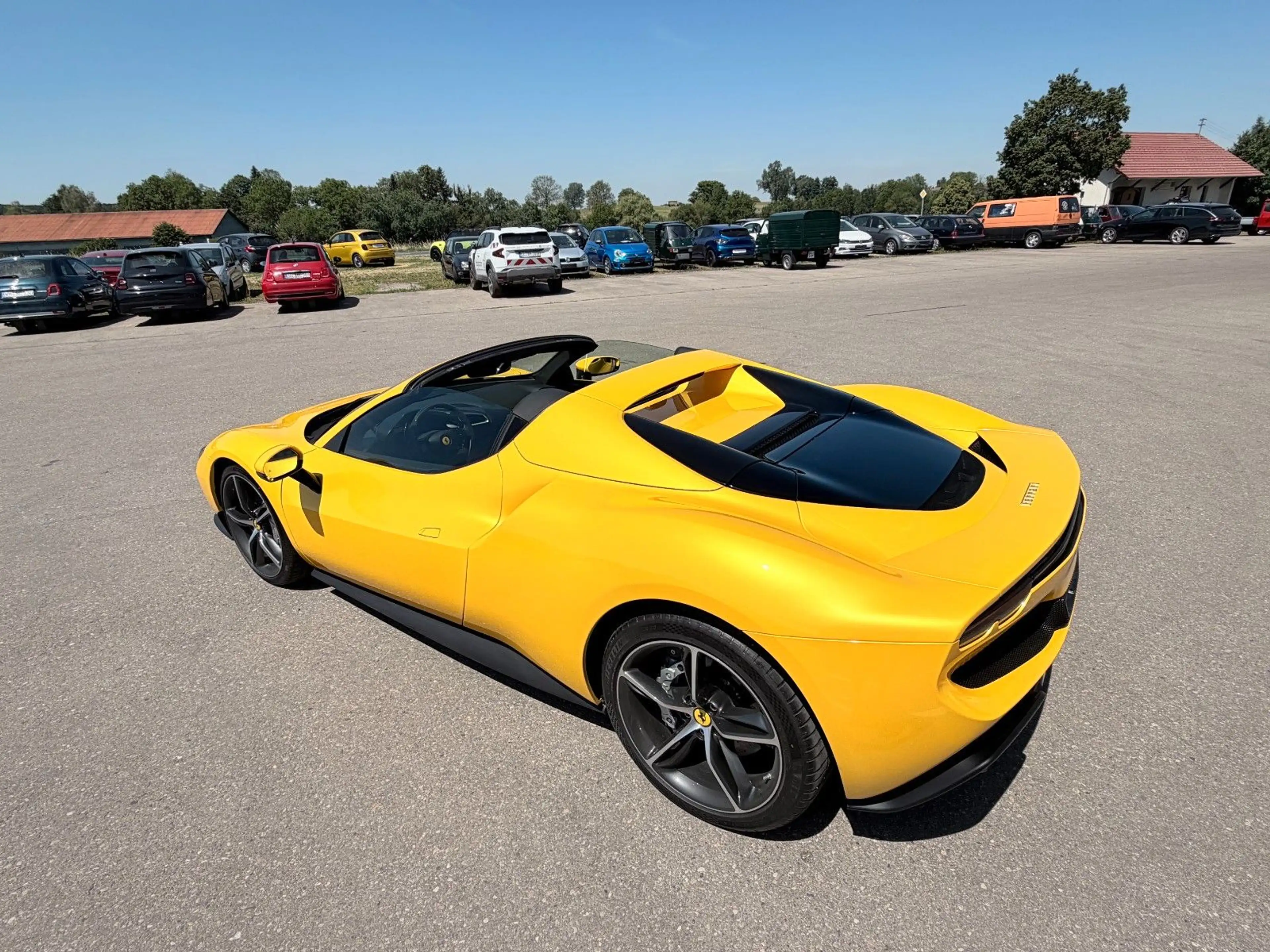 Ferrari 296 GTS in GIALLO TRIPLO STRATO — photo 9