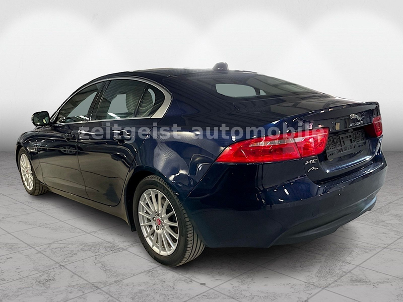 Jaguar XE 2.0d*Prestige*LEDER*TÜV & SERVICE NEU* — photo 6
