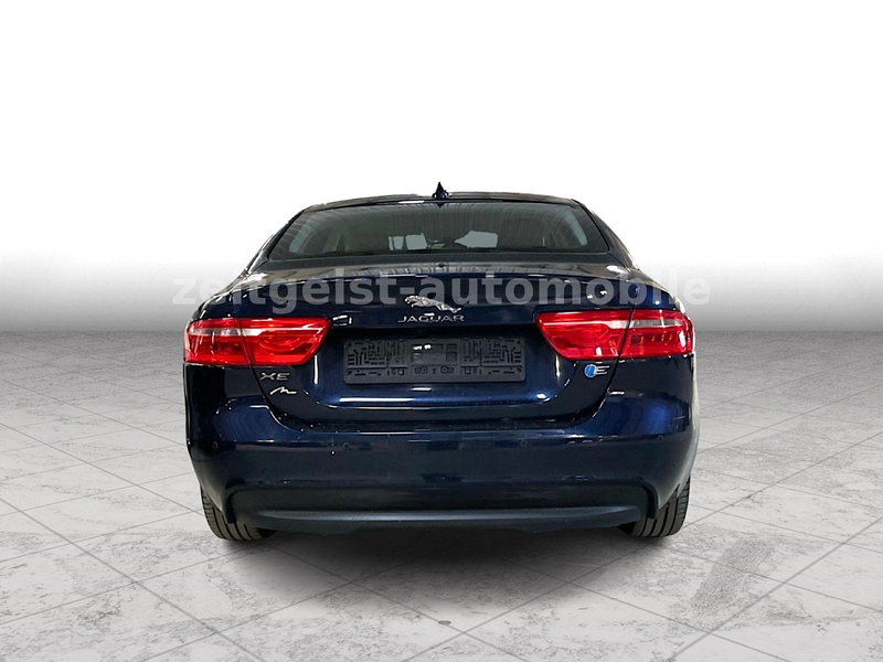 Jaguar XE 2.0d*Prestige*LEDER*TÜV & SERVICE NEU* — photo 4