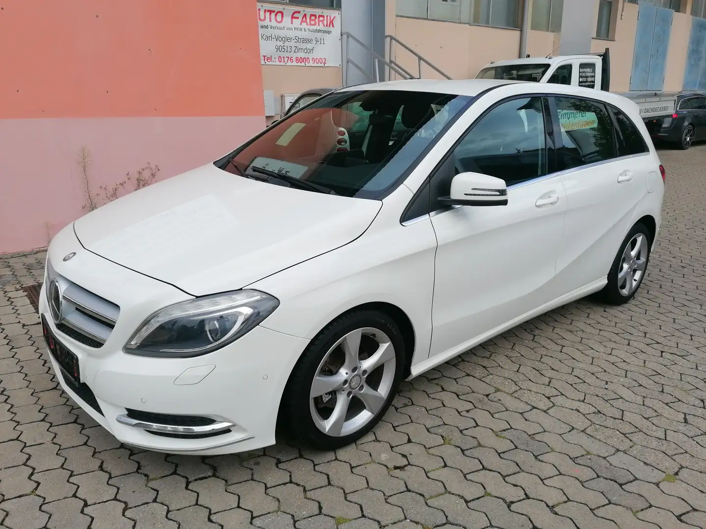 Mercedes-Benz B 180 CDI / Euro 5 / Xenon / 2-Hand / TÜV NEU Weiß - 2