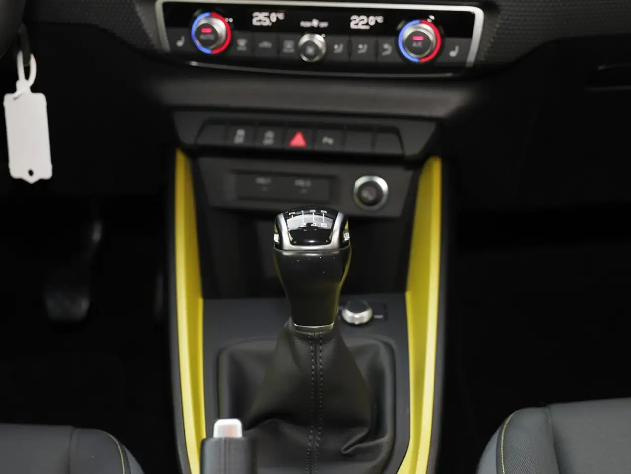 Audi A1 Sportback 30 TFSI S line, миниатюра 11
