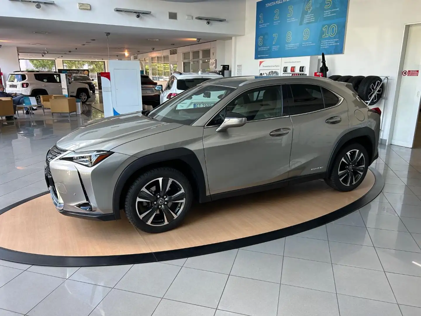 Lexus UX 250h UX Hybrid Premium Gris - 2