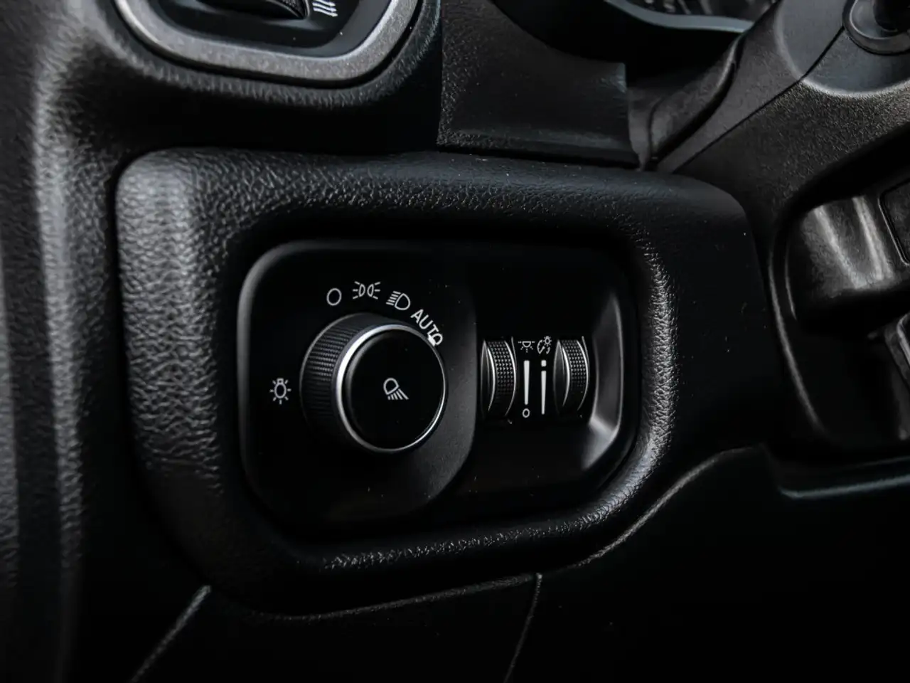 RAM 2500 photo RAM 2500
