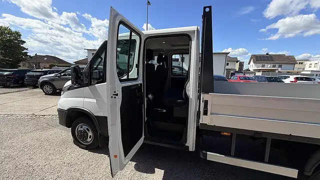 Iveco Daily view 13