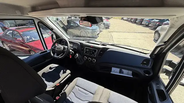 Iveco Daily view 6