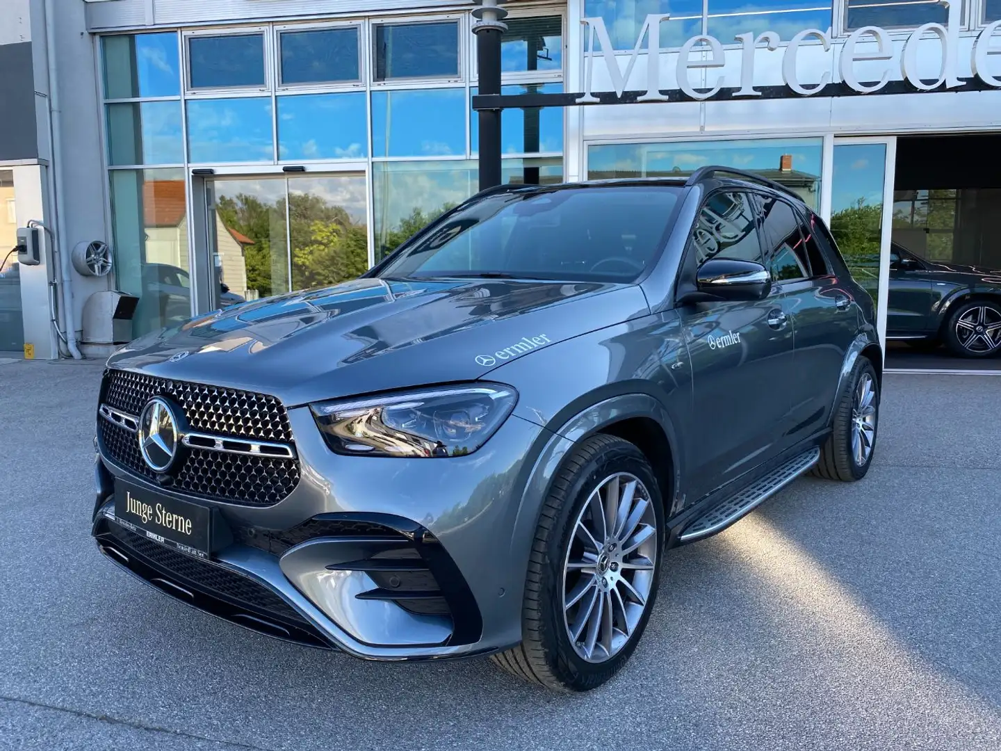 Mercedes-Benz GLE 350 de 4MATIC mit EQ Hybrid Technologie Österr Grau - 2