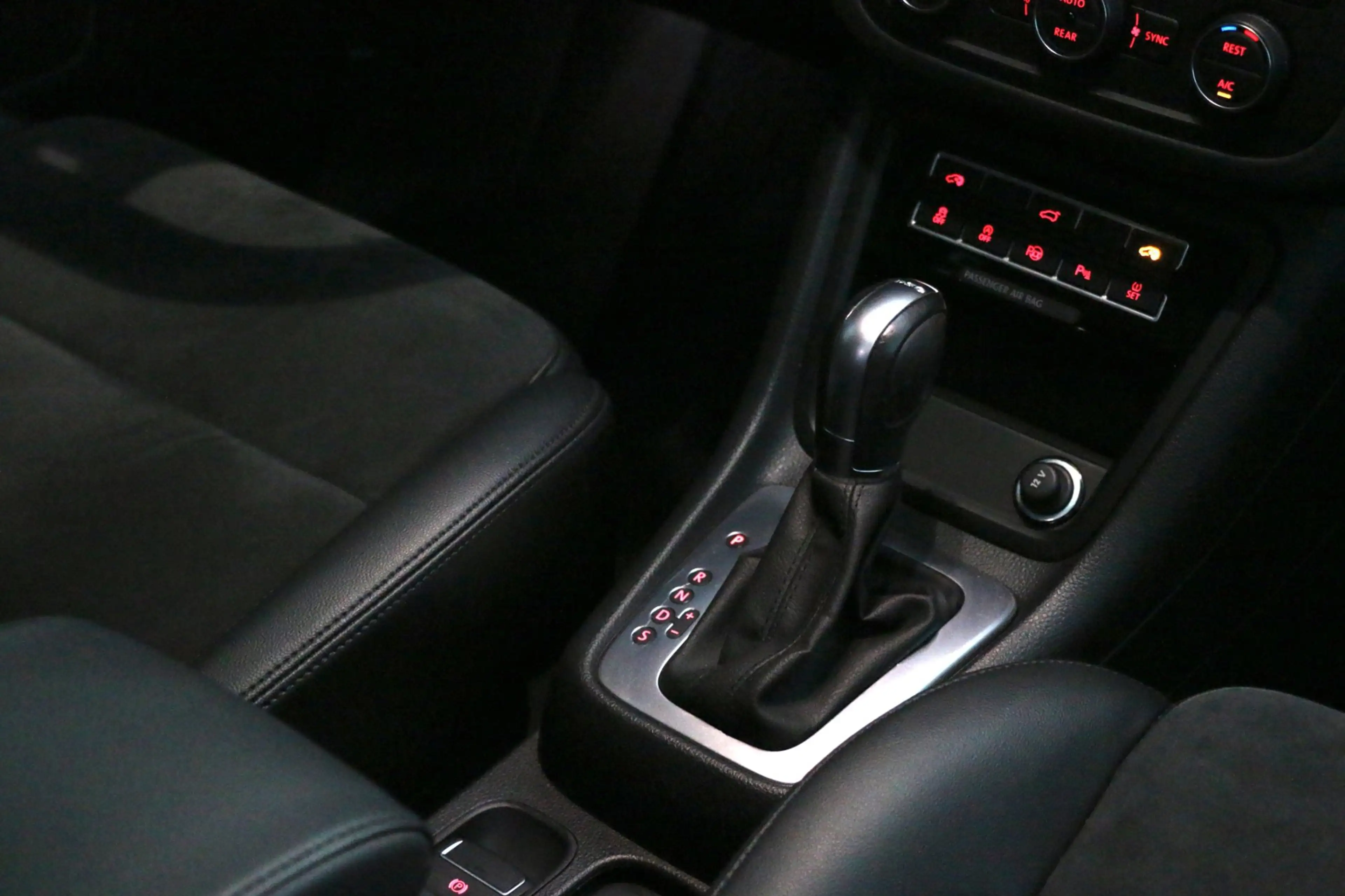 Volkswagen Sharan 1.4 TSI Highline 7-persoons Fully Loaded alle dank — photo 44