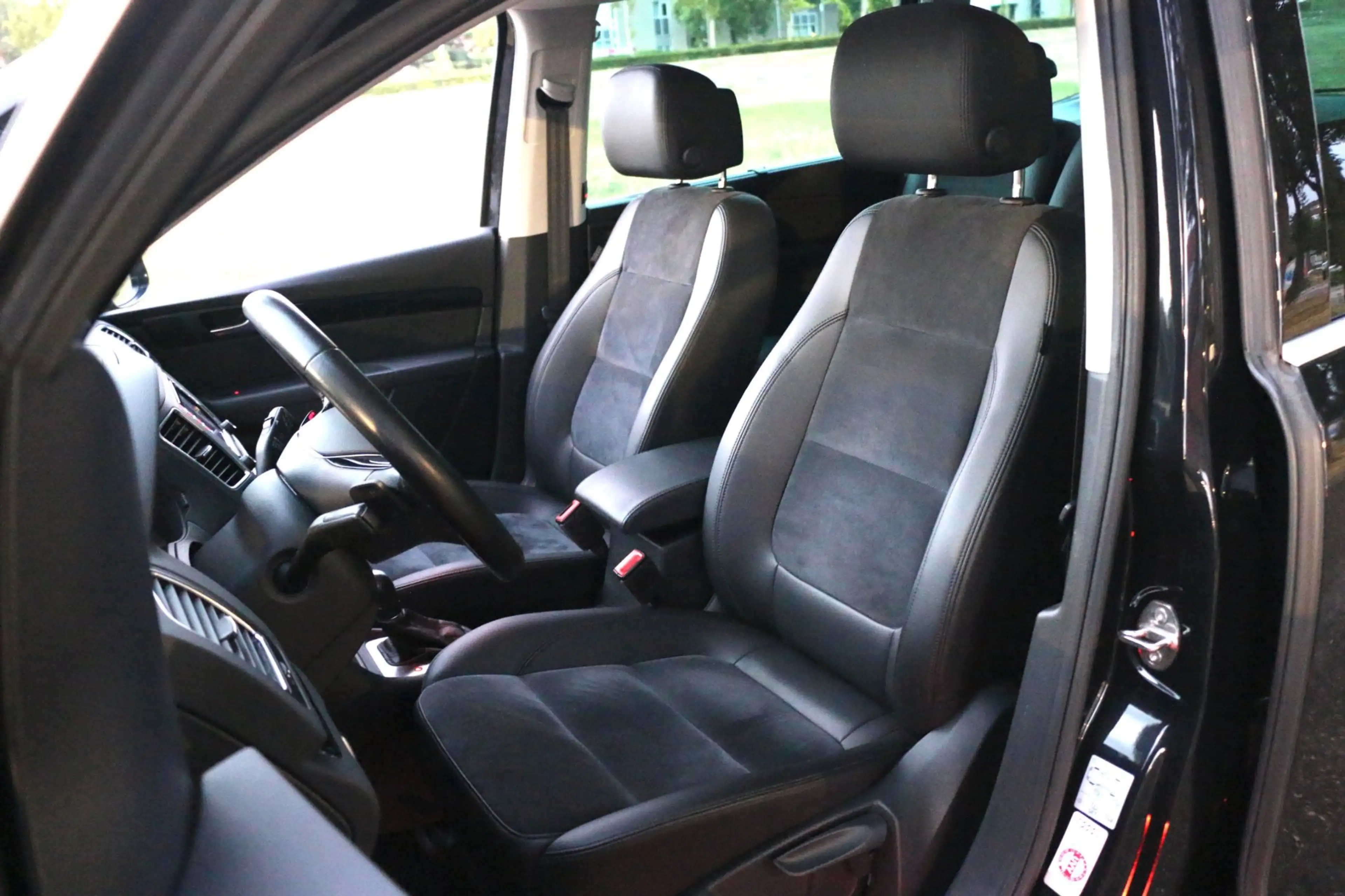 Volkswagen Sharan 1.4 TSI Highline 7-persoons Fully Loaded alle dank — photo 26