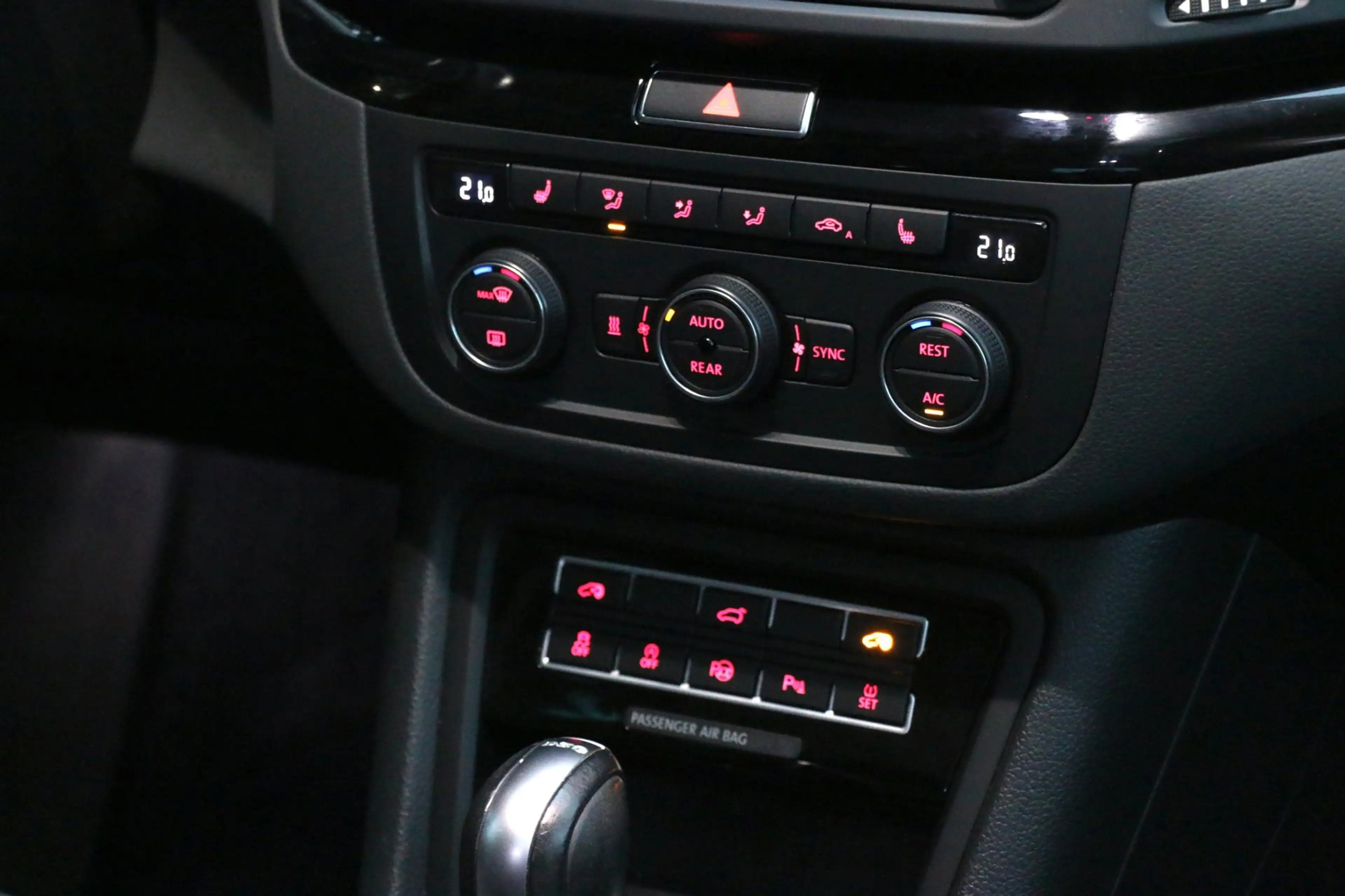 Volkswagen Sharan 1.4 TSI Highline 7-persoons Fully Loaded alle dank — photo 43