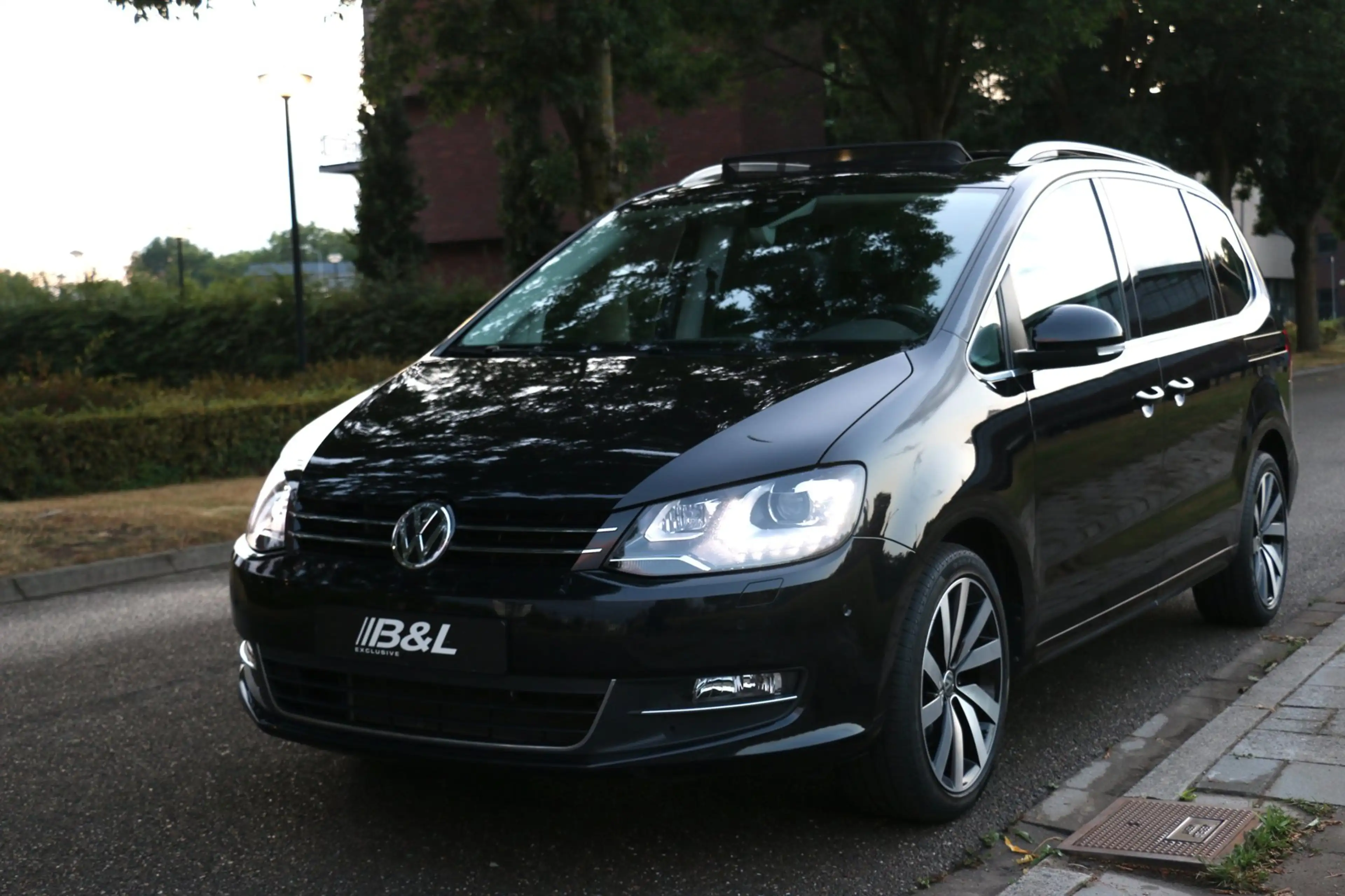 Volkswagen Sharan 1.4 TSI Highline 7-persoons Fully Loaded alle dank — photo 47