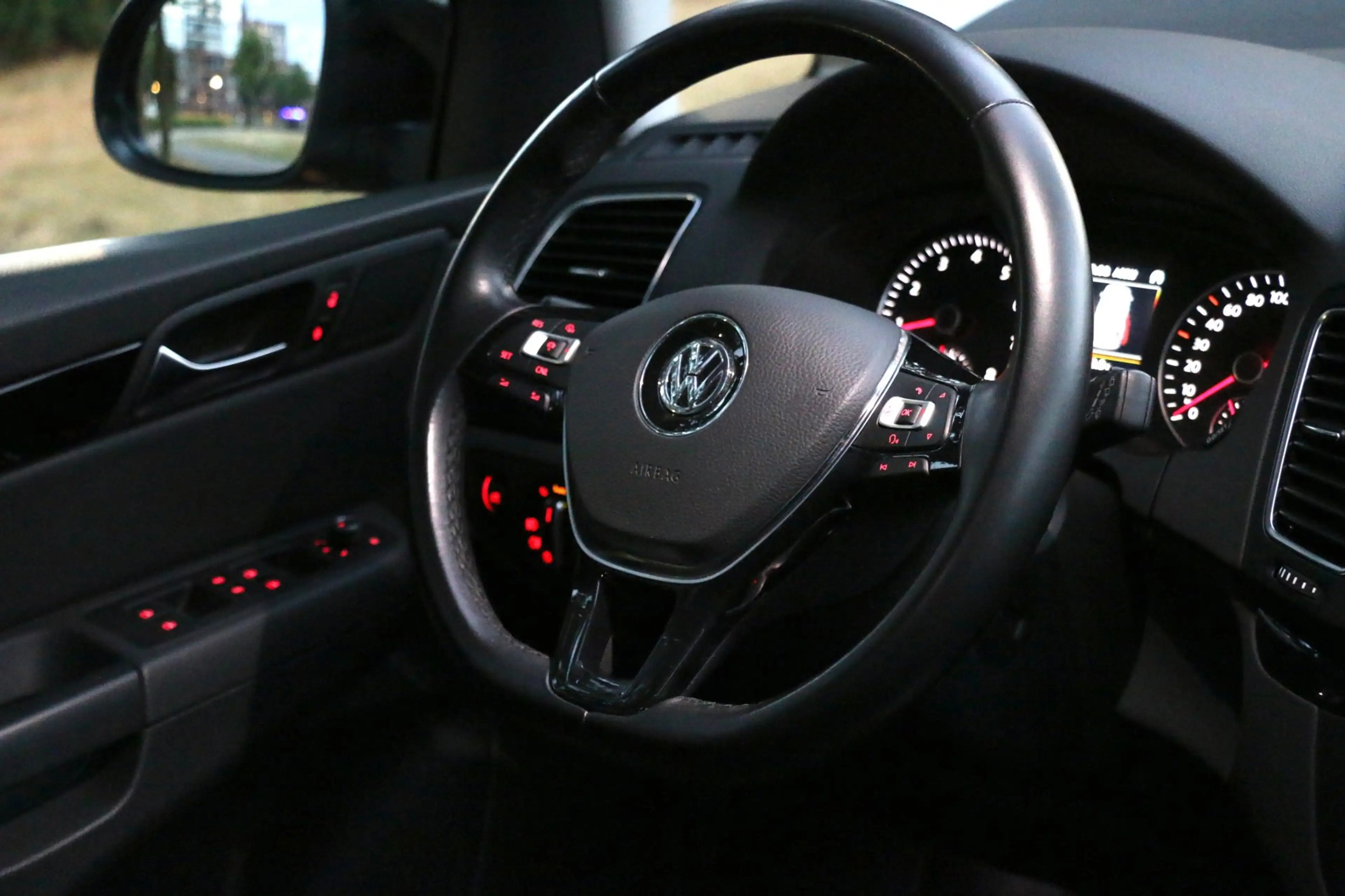 Volkswagen Sharan 1.4 TSI Highline 7-persoons Fully Loaded alle dank — photo 37